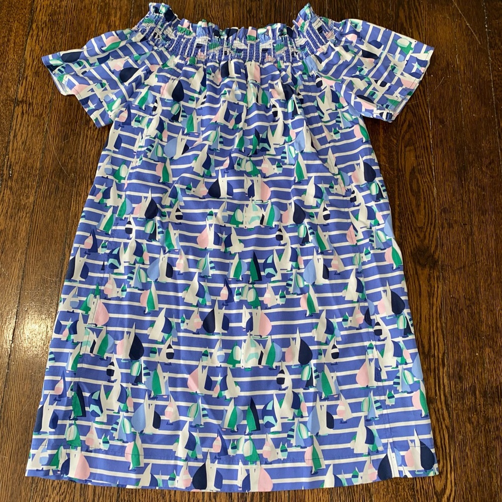 Vineyard Vines harbor scene off shoulder dress - Picture 4 of 5
